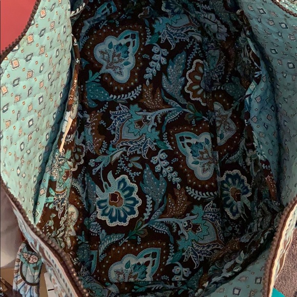 Vera Bradley tote! - Picture 3 of 3